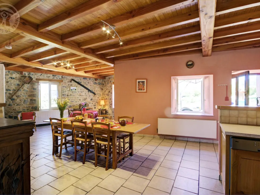 Maison de Vacances SAINT-ROMAIN-D'URFE