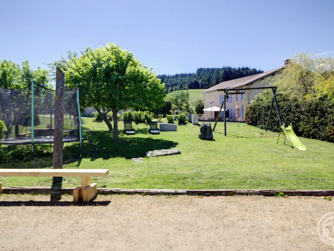 Maison de Vacances SAINT-ROMAIN-D'URFE