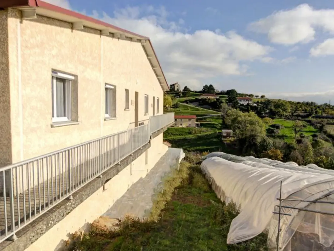 Maison de Vacances SAINT-ROMAIN-EN-JAREZ 3