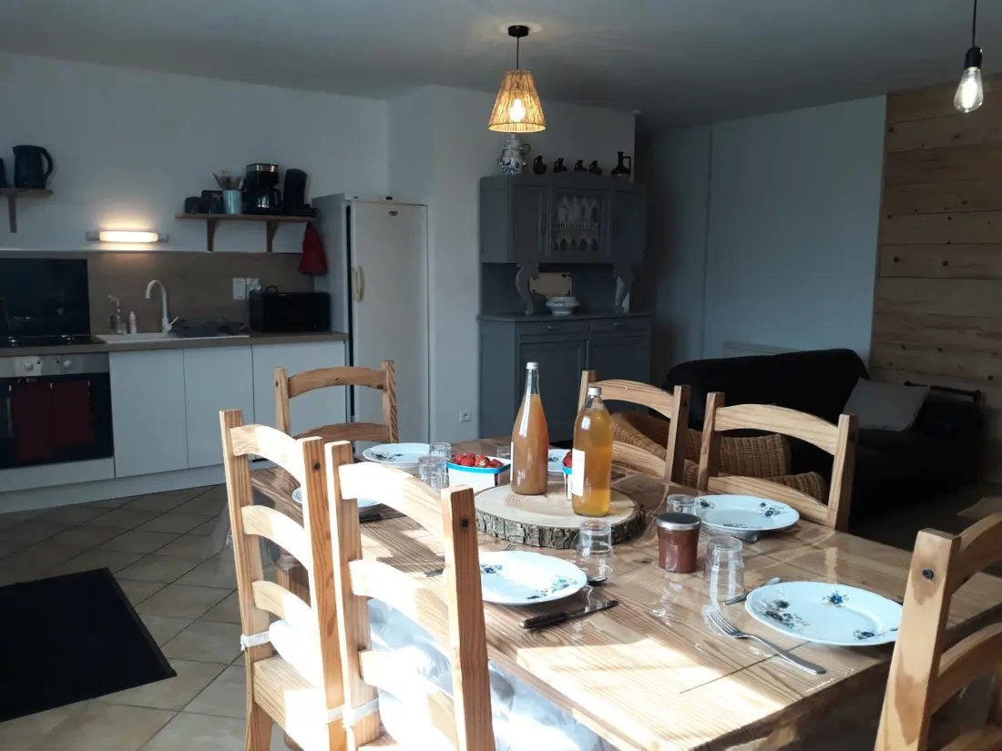 Maison de Vacances SAINT-ROMAIN-EN-JAREZ 3