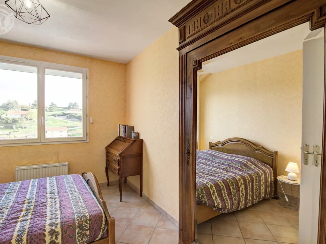 Maison de Vacances SAINT-ROMAIN-EN-JAREZ 4