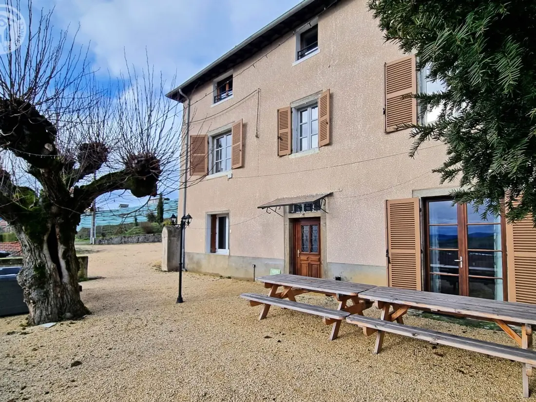 Maison de Vacances SAINT-ROMAIN-EN-JAREZ 5