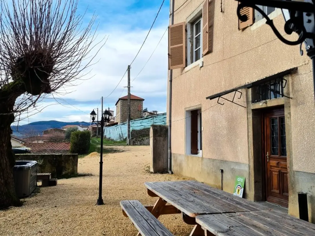 Maison de Vacances SAINT-ROMAIN-EN-JAREZ 5