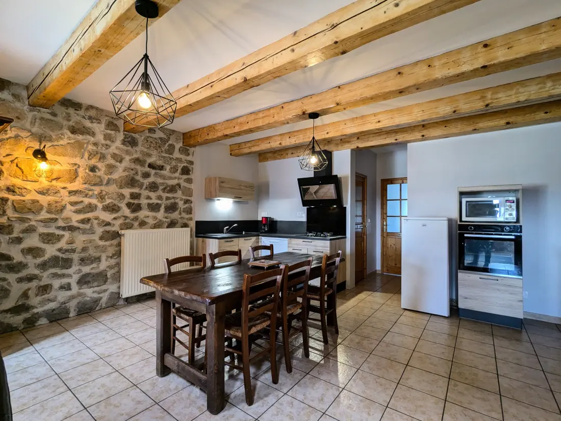 Maison de Vacances Saint-Romain-Lachalm 2