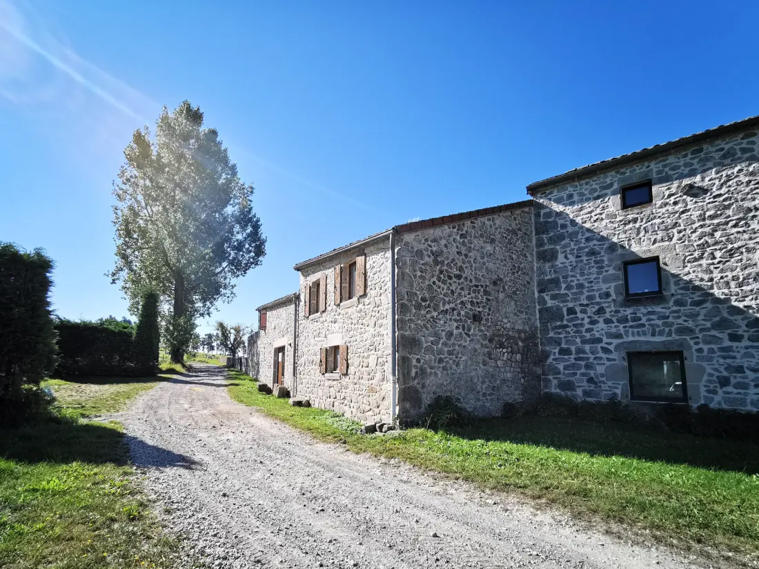 Maison de Vacances Saint-Romain-Lachalm 2