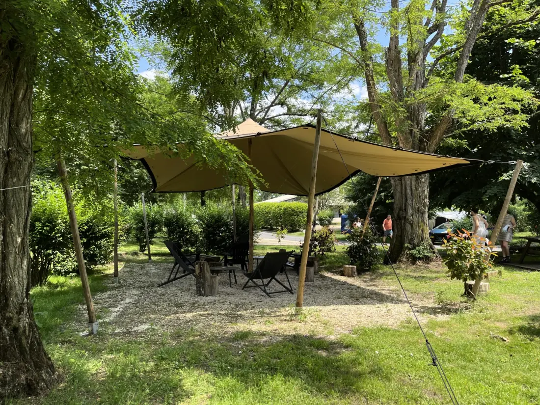 Camping Les Portes de Sancerre3 étoiles★★★