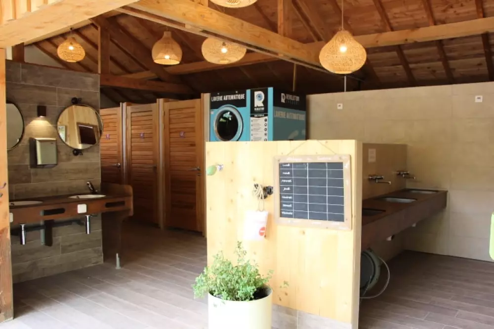 Camping Le Village du Port 4 étoiles★★★★