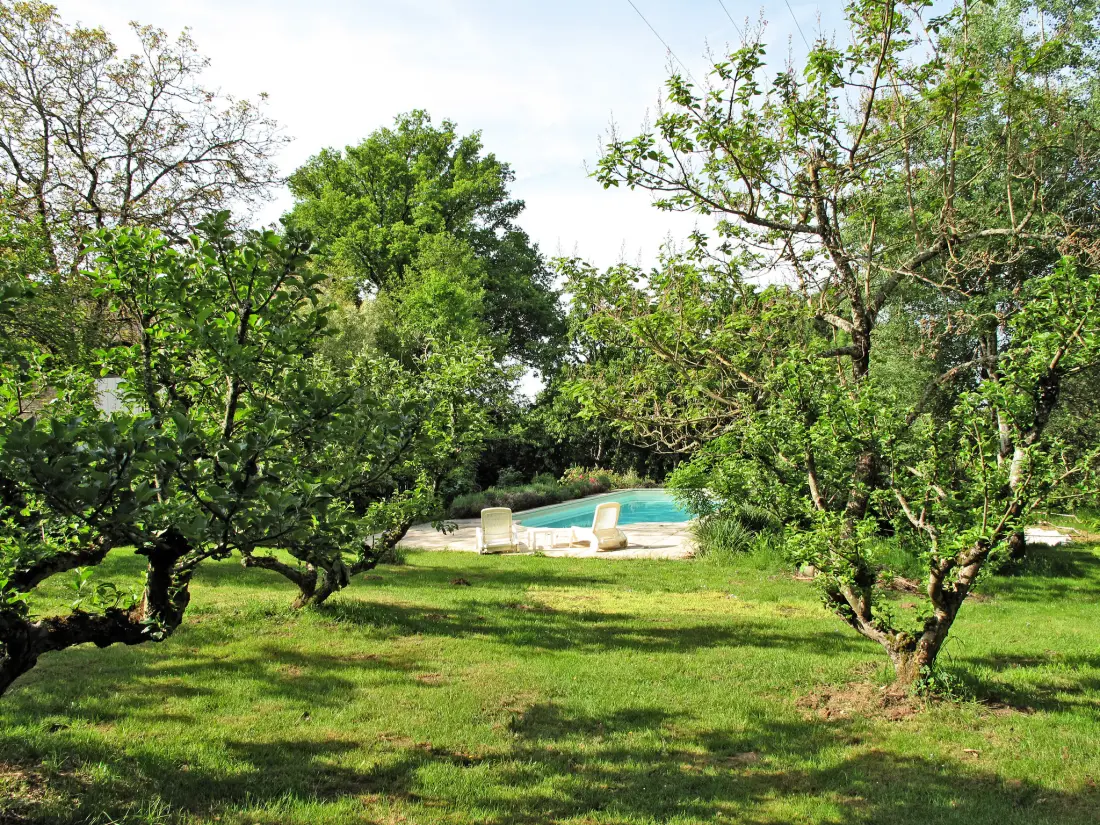 Maison de Vacances Saint-Sulpice-Les-Feuilles