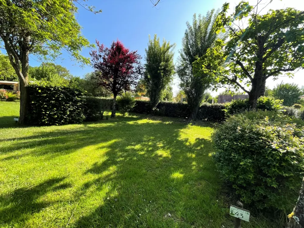 Flower Camping Le Tiradou 3 étoiles★★★