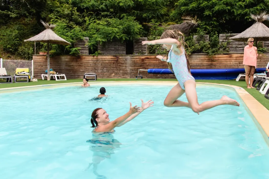 Camping maeva Escapades Coeur d'Ardèche 4 étoiles★★★★