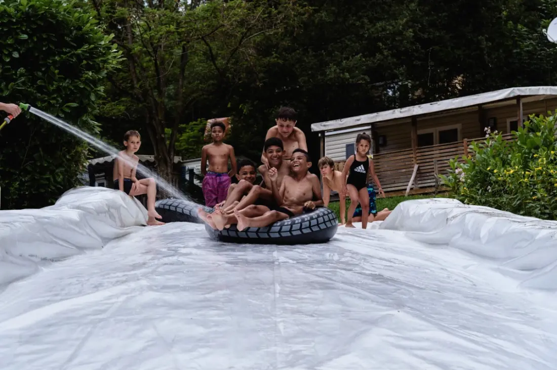 Camping maeva Escapades Coeur d'Ardèche 4 étoiles★★★★