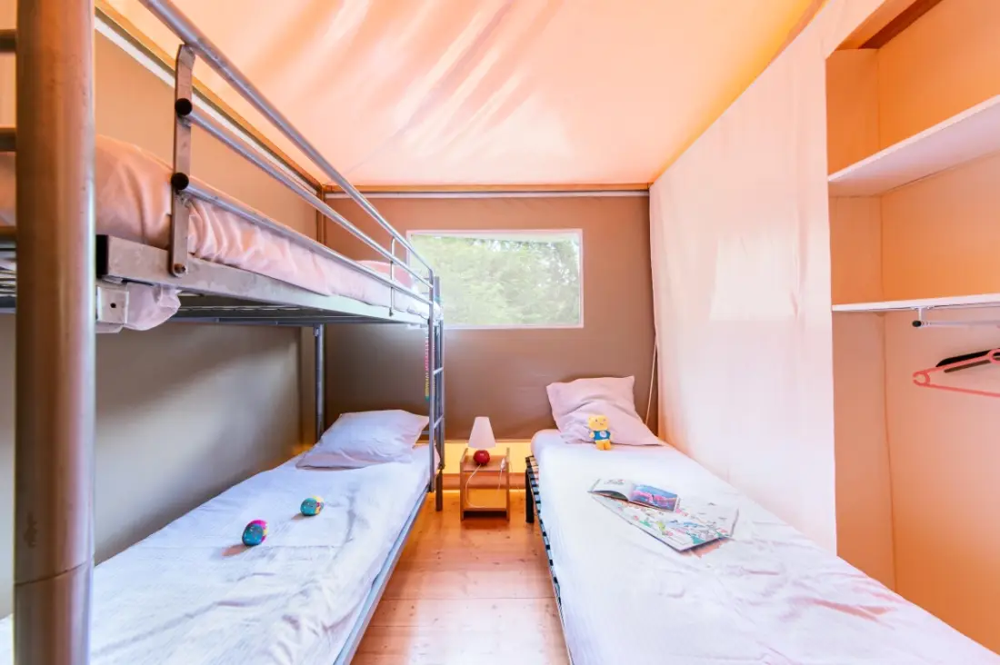 Camping maeva Escapades Coeur d'Ardèche 4 étoiles★★★★