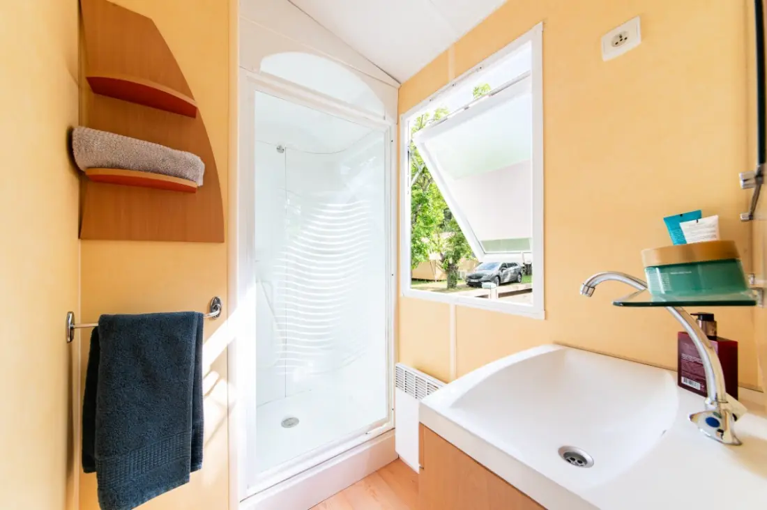 Camping maeva Escapades Coeur d'Ardèche 4 étoiles★★★★