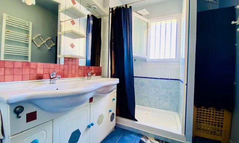 Maison Lumineuse Avec Jardin Proche La Rochelle - - Saint Xandre - 10
