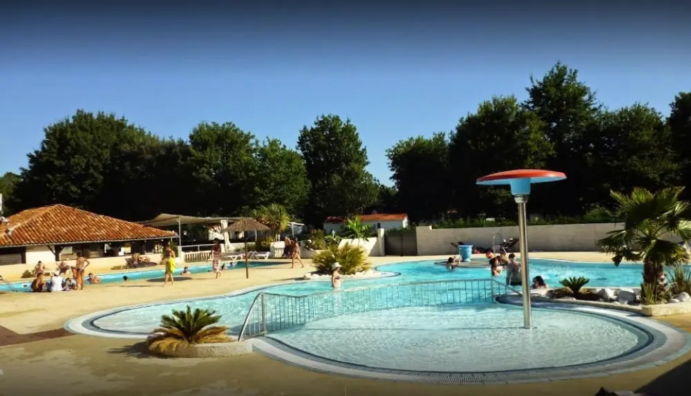 Camping Les Bruyères 3 étoiles★★★