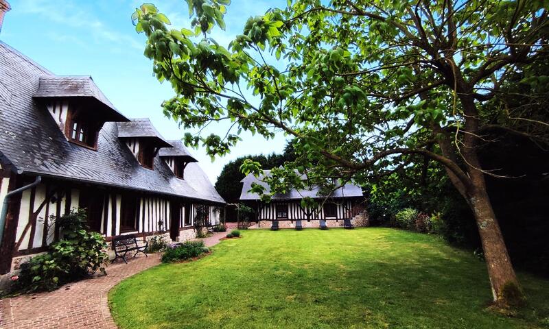 Gîte de France Le domaine des quatre châtaignes 4 épis - - Sainte Marie au Bosc - 42