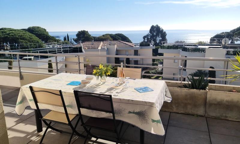 Apt Magnifique Vue Mer, 80m Plage à Pied, Piscine - - Sainte-Maxime - 2