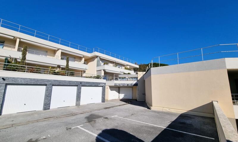 Apt Magnifique Vue Mer, 80m Plage à Pied, Piscine - - Sainte-Maxime - 34