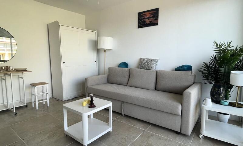 Studio Avec Terrasse Vue Mer Proche Centre Ville - - Sainte-Maxime - 2