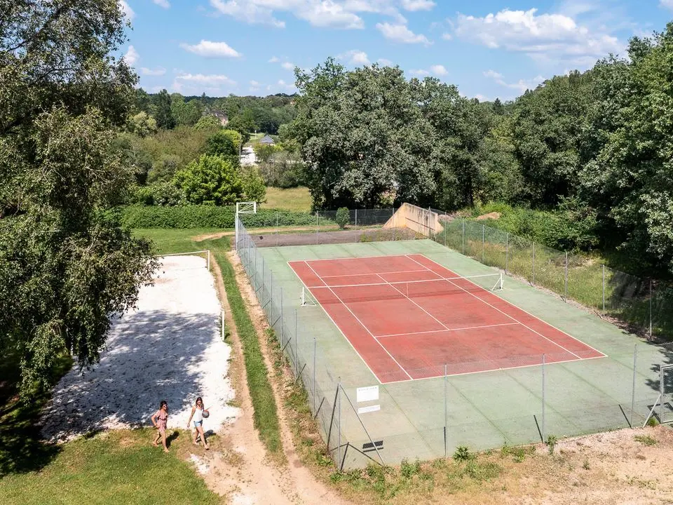 Camping Romanée Les Grottes de Roffy 4 étoiles★★★★