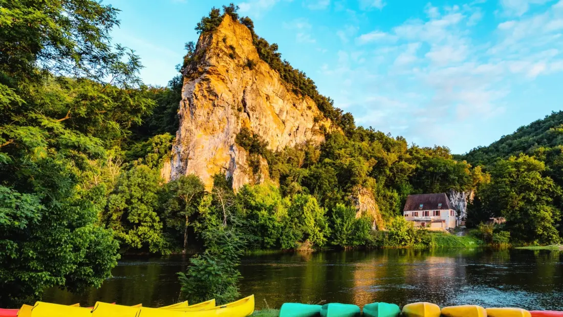 Camping Romanée Les Grottes de Roffy 4 étoiles★★★★