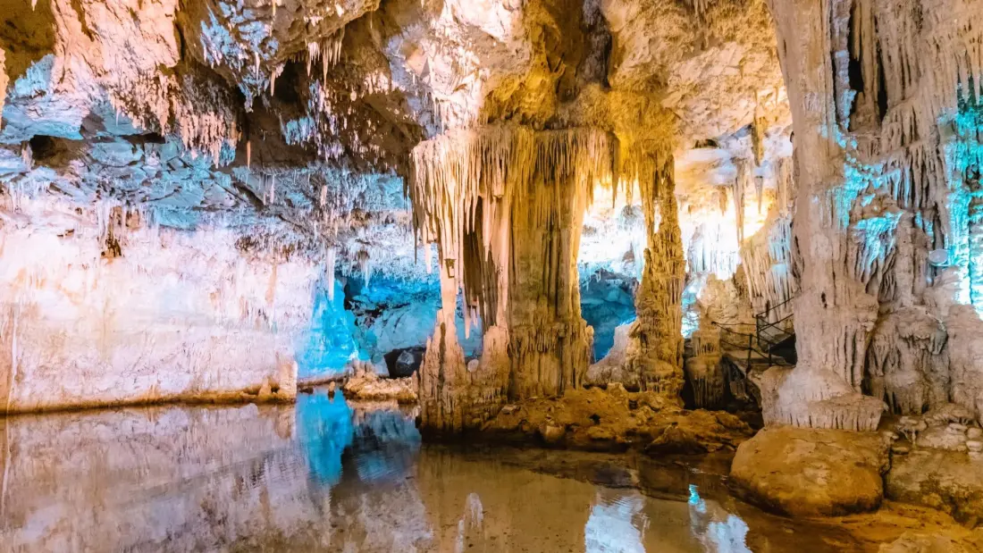 Camping Romanée Les Grottes de Roffy 4 étoiles★★★★