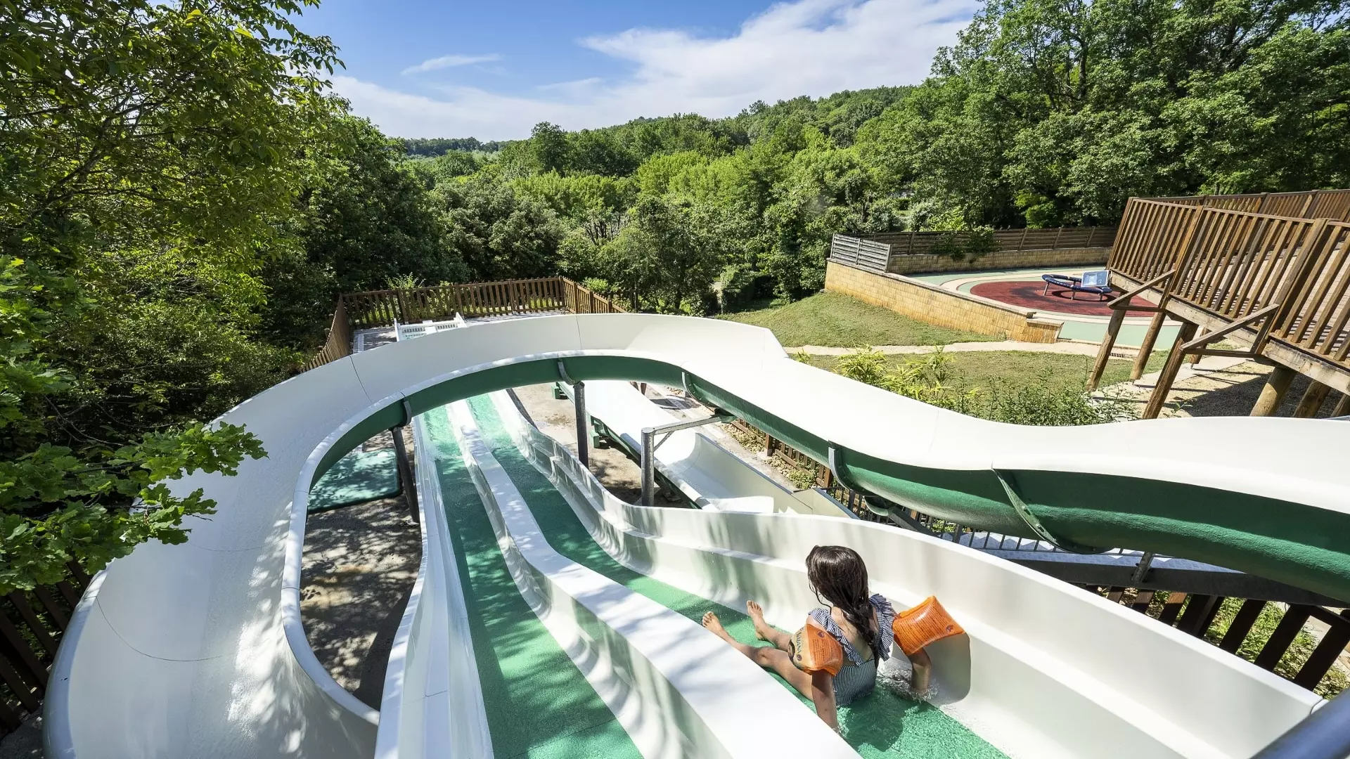 Camping Romanée Les Grottes de Roffy 4* - Maeva- On aime - 30