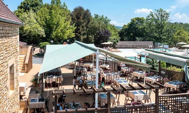 Camping Romanée Les Grottes de Roffy**** - Sainte-Nathalène - 11