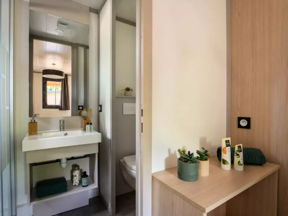 Camping Romanée Les Grottes de Roffy 4 étoiles★★★★