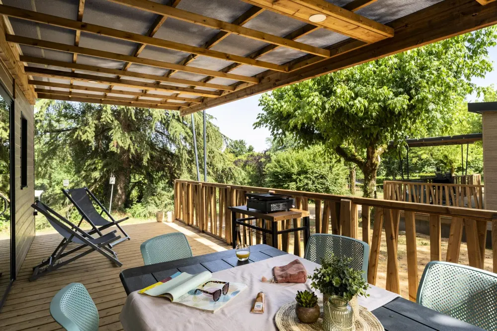 Camping Romanée Les Grottes de Roffy 4 étoiles★★★★