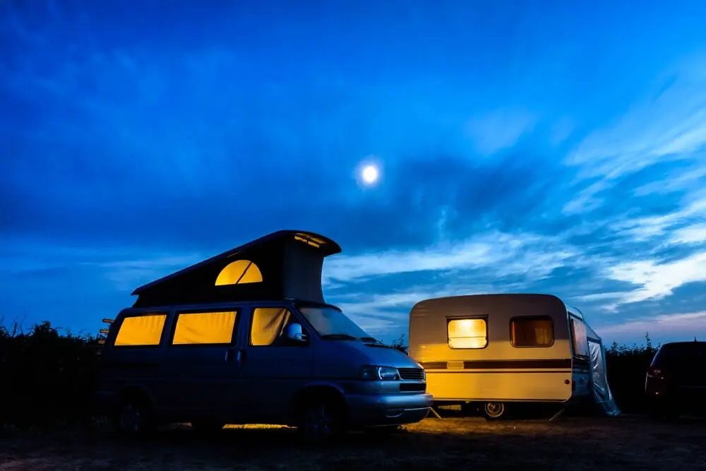 Camping Romanée Les Grottes de Roffy 4 étoiles★★★★