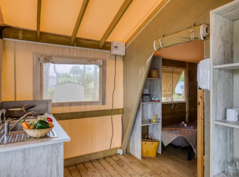 Camping Romanée Les Grottes de Roffy 4 étoiles★★★★