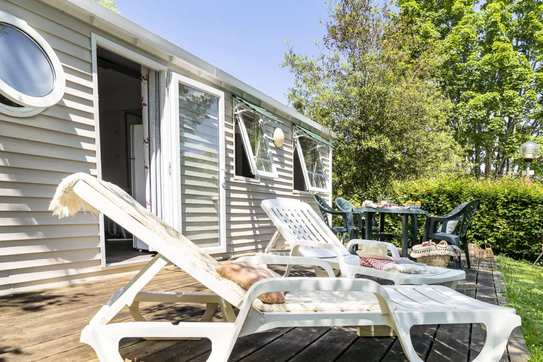 Camping Romanée Les Grottes de Roffy 4 étoiles★★★★