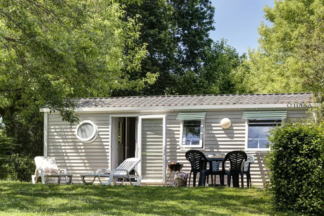 Camping Romanée Les Grottes de Roffy 4 étoiles★★★★