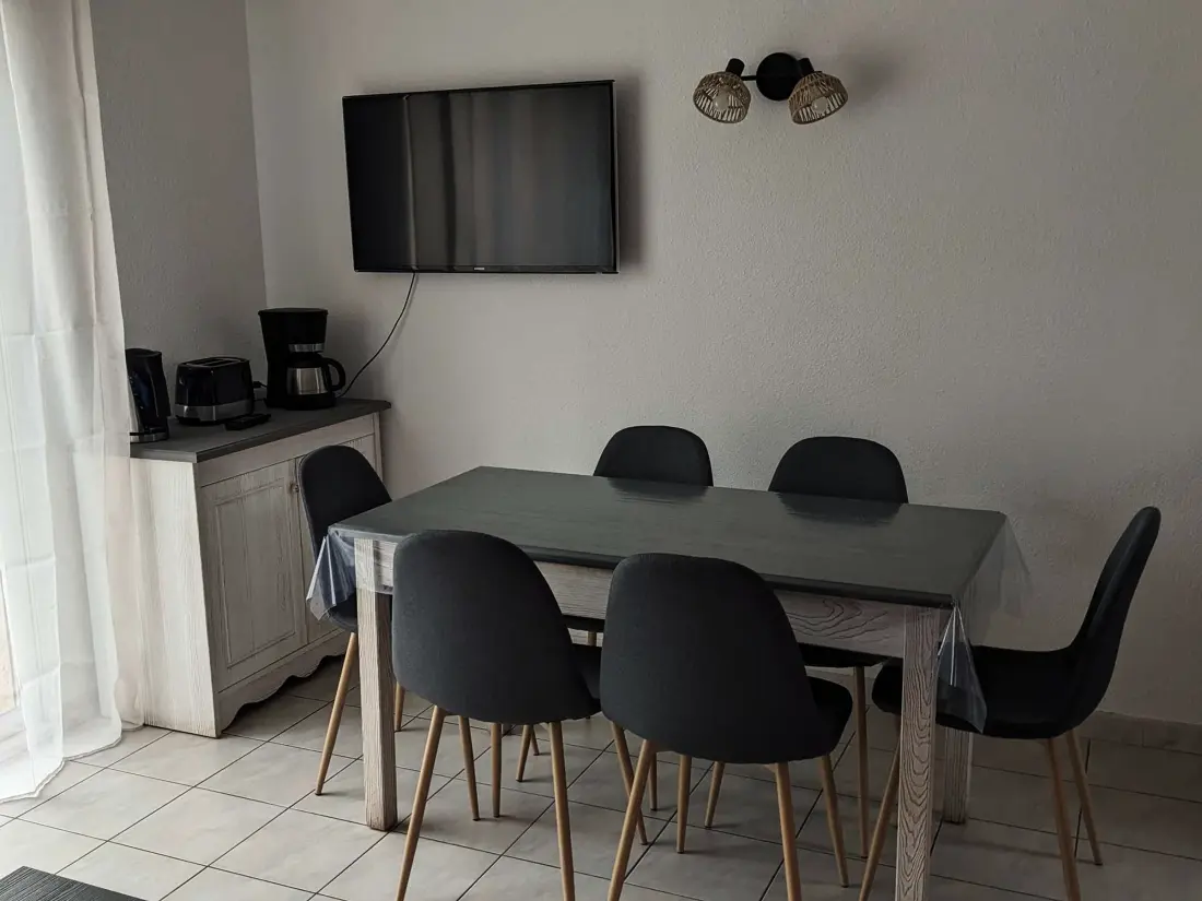 Maison de Vacances Salavas 12
