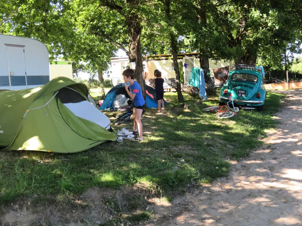 Camping Les P'tites Maisons dans la Prairie 3 étoiles★★★