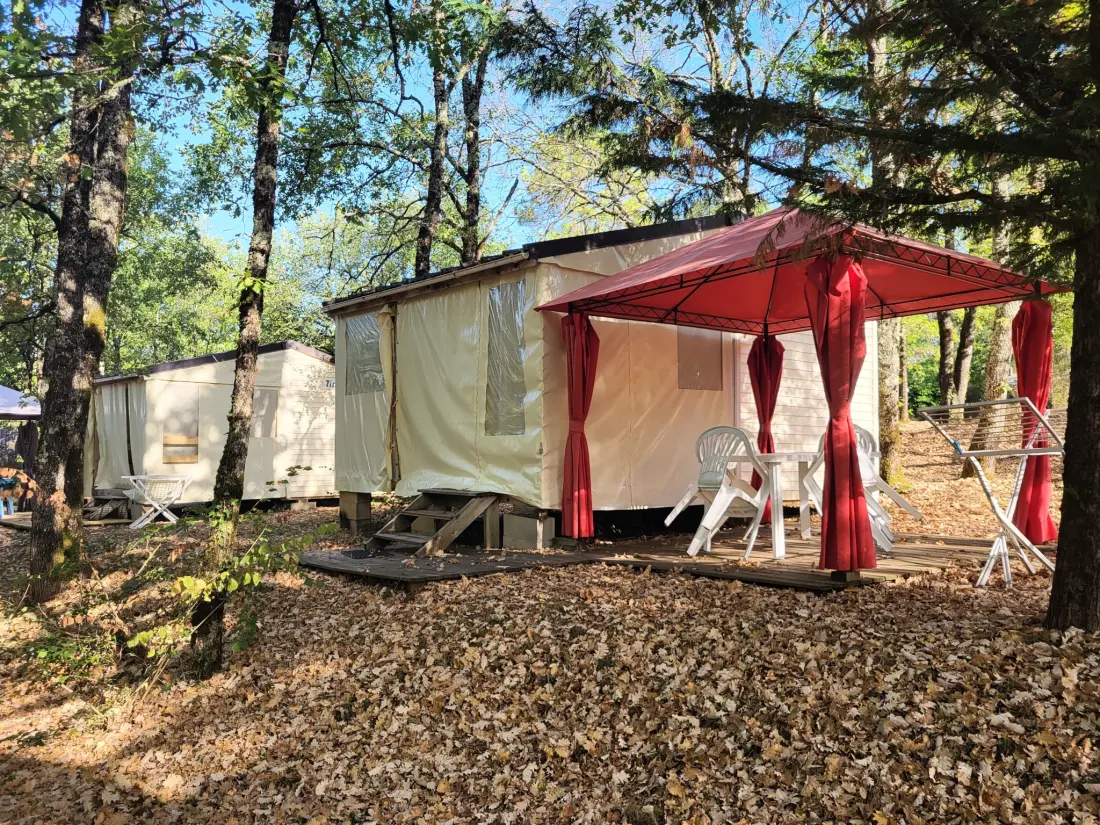 Camping des Bastides 4 étoiles★★★★
