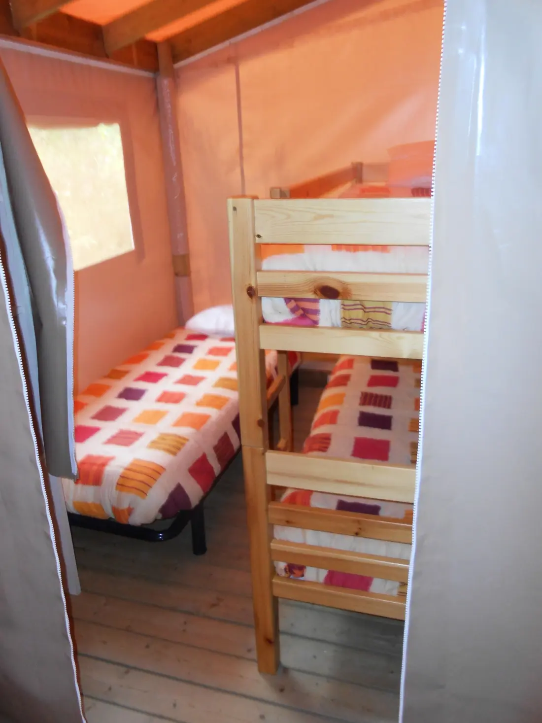 Camping des Bastides 4 étoiles★★★★