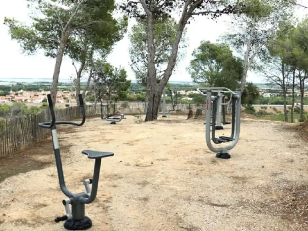 Camping Le Bois De Pins 3 étoiles★★★