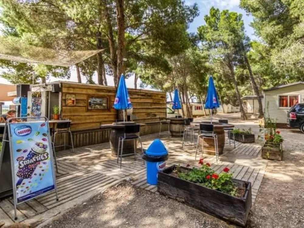 Camping Le Bois De Pins 3 étoiles★★★
