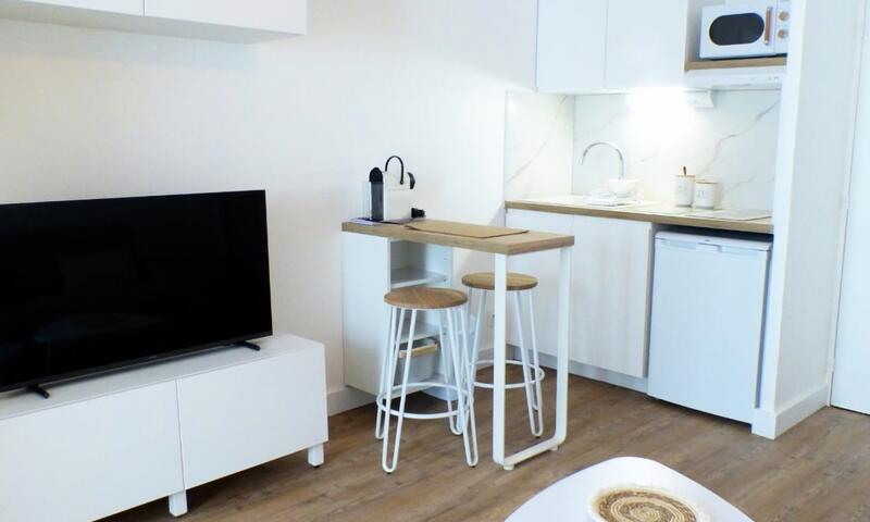 Studio Climatisé - Piscine - Proche De La Plage 🏖️ - - Sanary-sur-Mer - 1