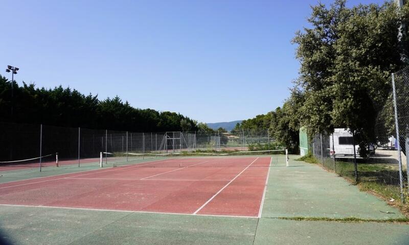Campasun Camping de l'Etang de La Bonde *** - Sannes - 19