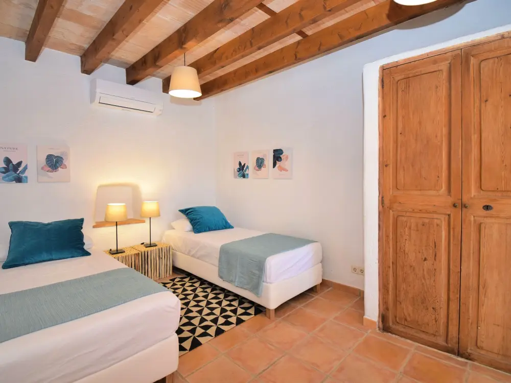 Maison de Vacances Santa Maria del cami 5