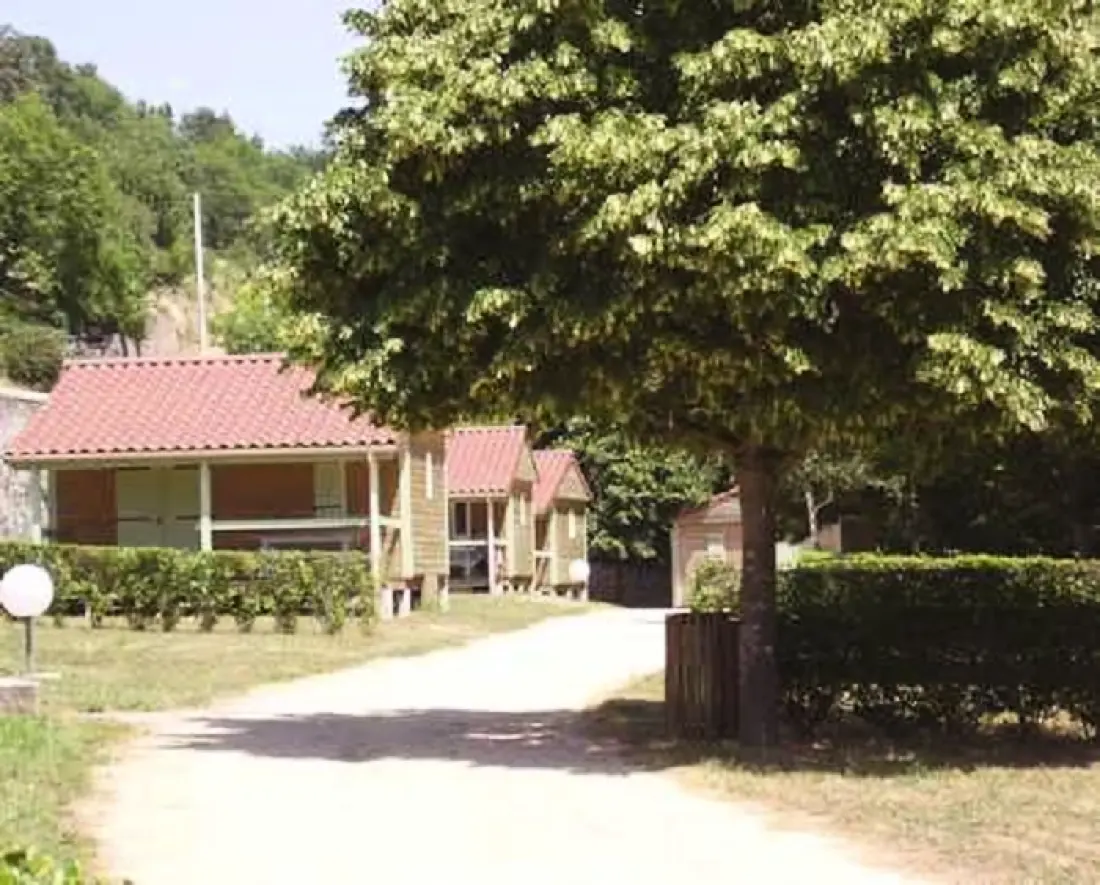 Camping Le Grangeon3 étoiles★★★