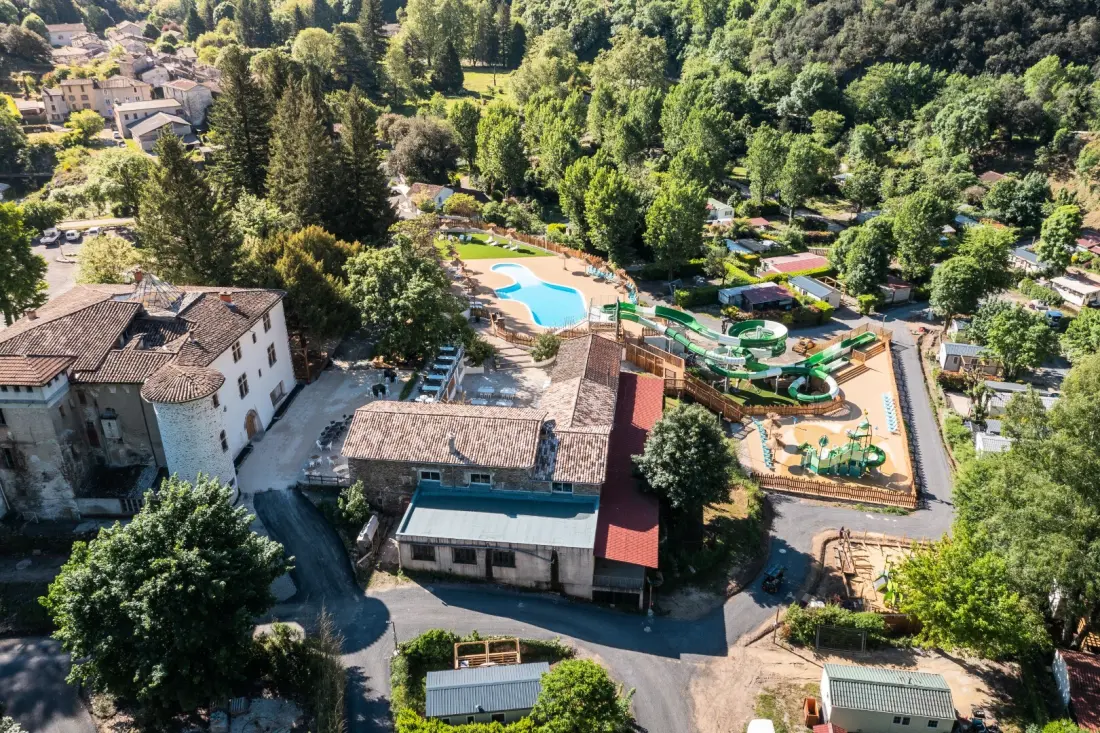 Camping maeva Escapades du Château de l'Hom 4 étoiles★★★★
