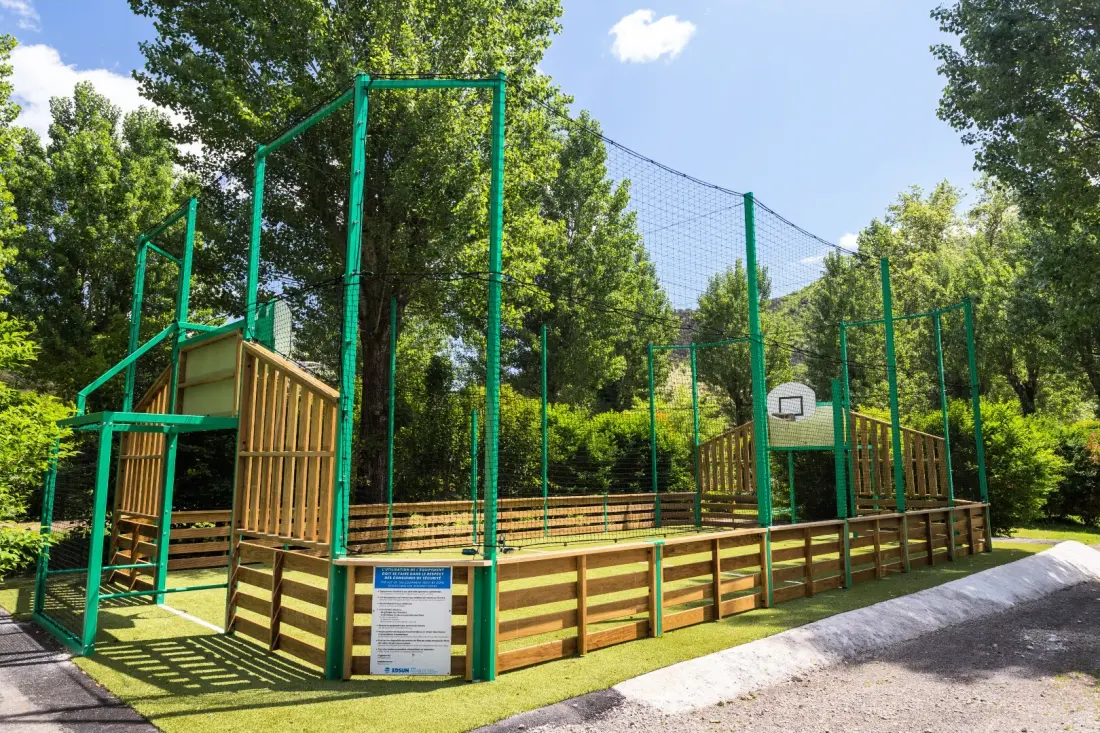 Camping maeva Escapades du Château de l'Hom 4 étoiles★★★★