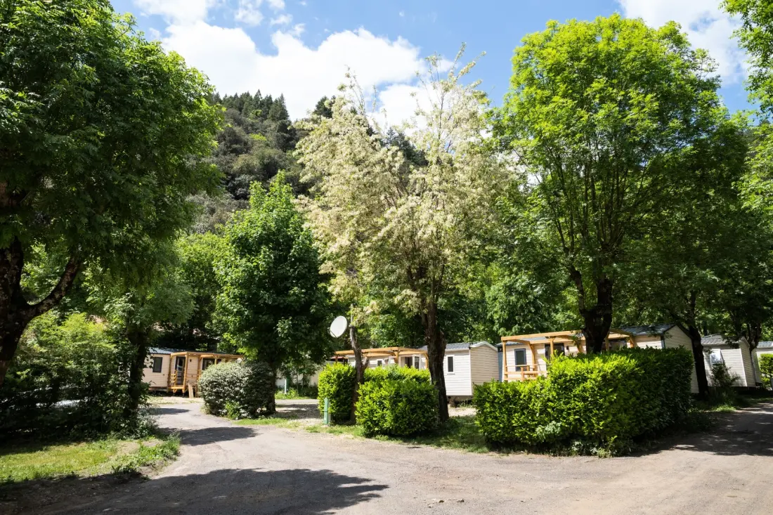 Camping maeva Escapades du Château de l'Hom 4 étoiles★★★★
