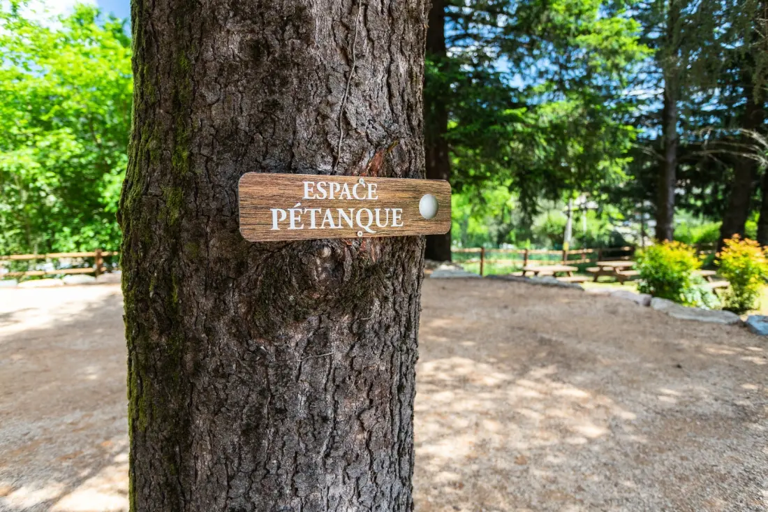 Camping maeva Escapades du Château de l'Hom 4 étoiles★★★★