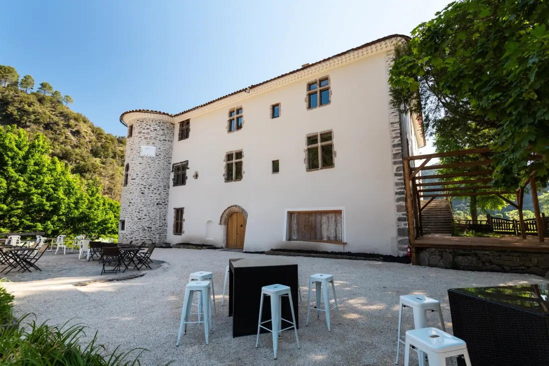 Camping maeva Escapades du Château de l'Hom 4 étoiles★★★★