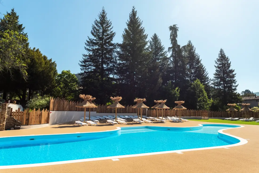 Camping maeva Escapades du Château de l'Hom 4 étoiles★★★★